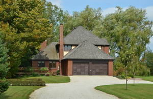 Exterior View - Country homes for sale and luxury real estate including horse farms and property in the Caledon and King City areas near Toronto